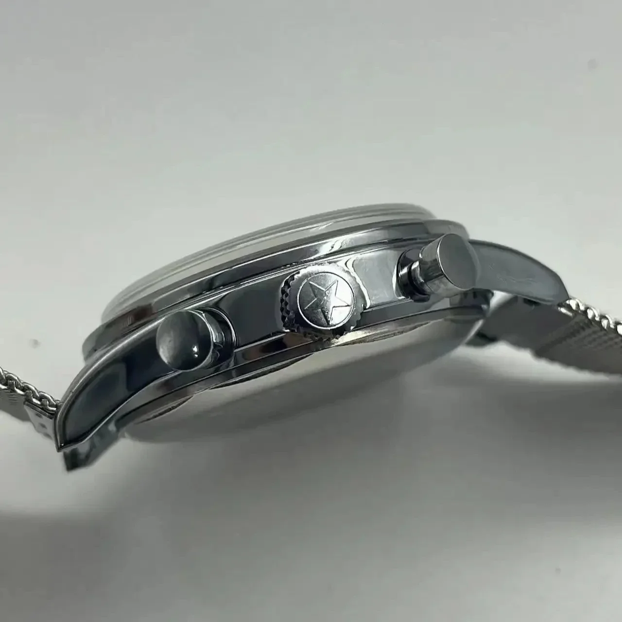 Herenhorloges 1963 piloot auto - Omega Watch Constellation recensie en prijs